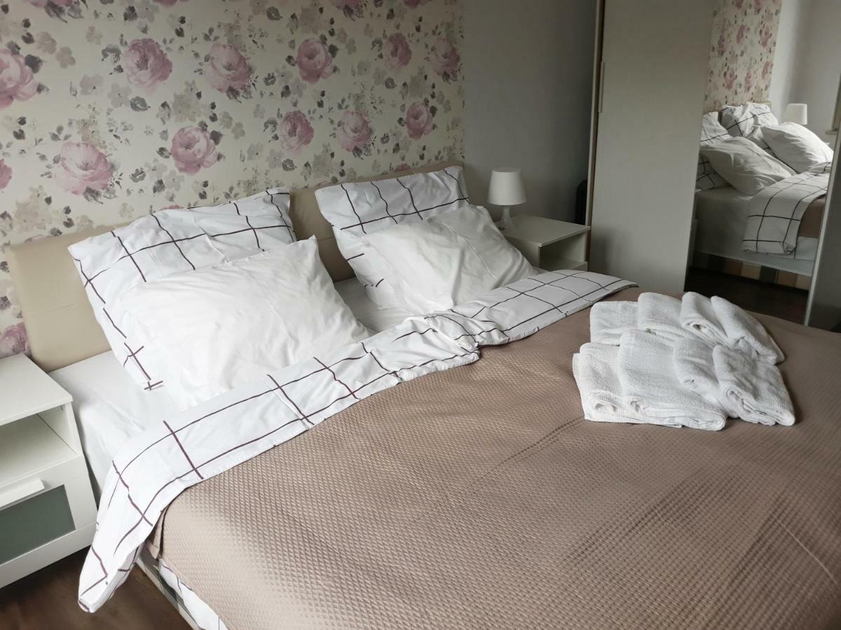 Kolobrzeg Apartamenty Emilia Polanki ภายนอก รูปภาพ